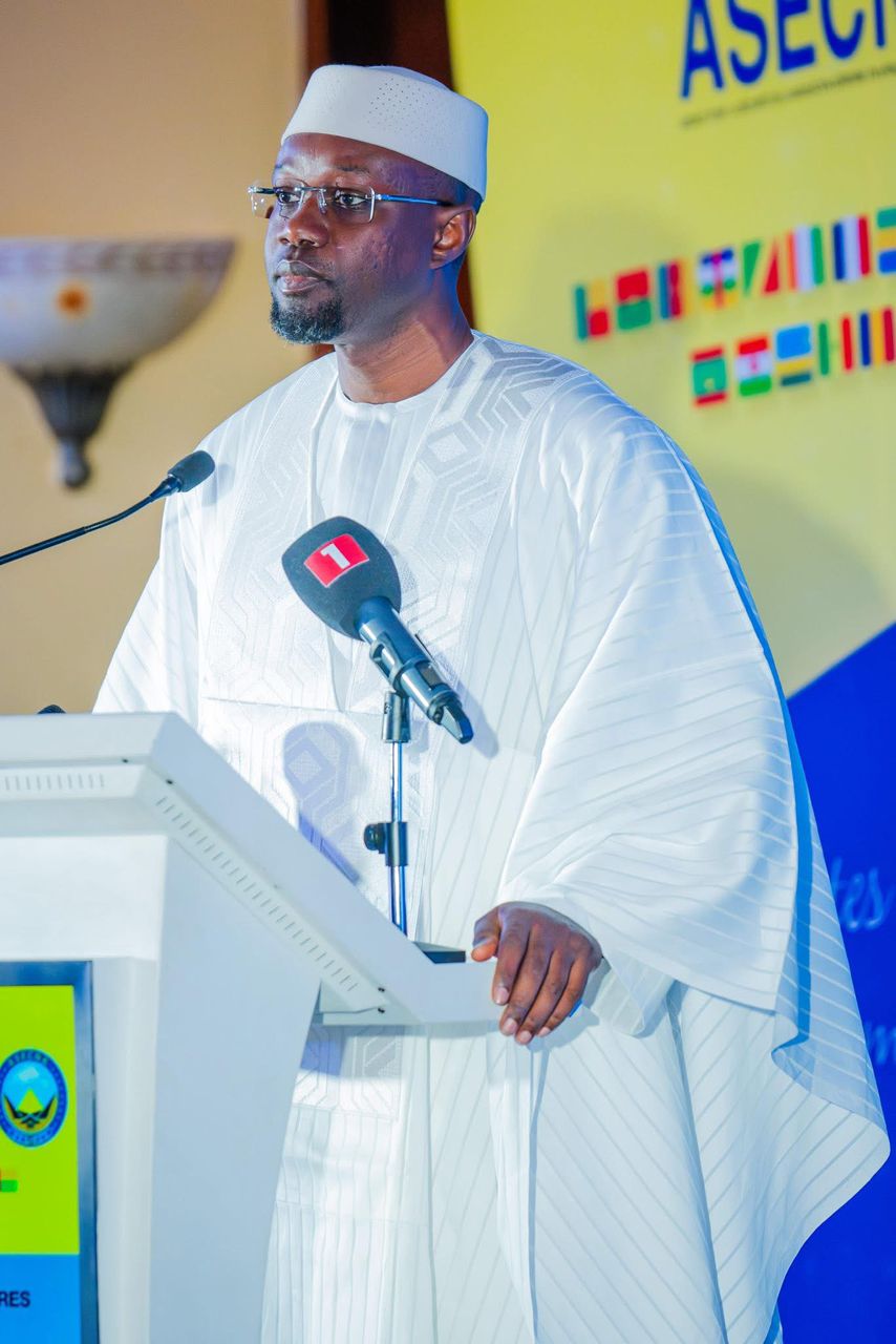 Les Vingt Minutes de Vérité : Quand le Premier ministre transforme l’Assemblée en terrain de football