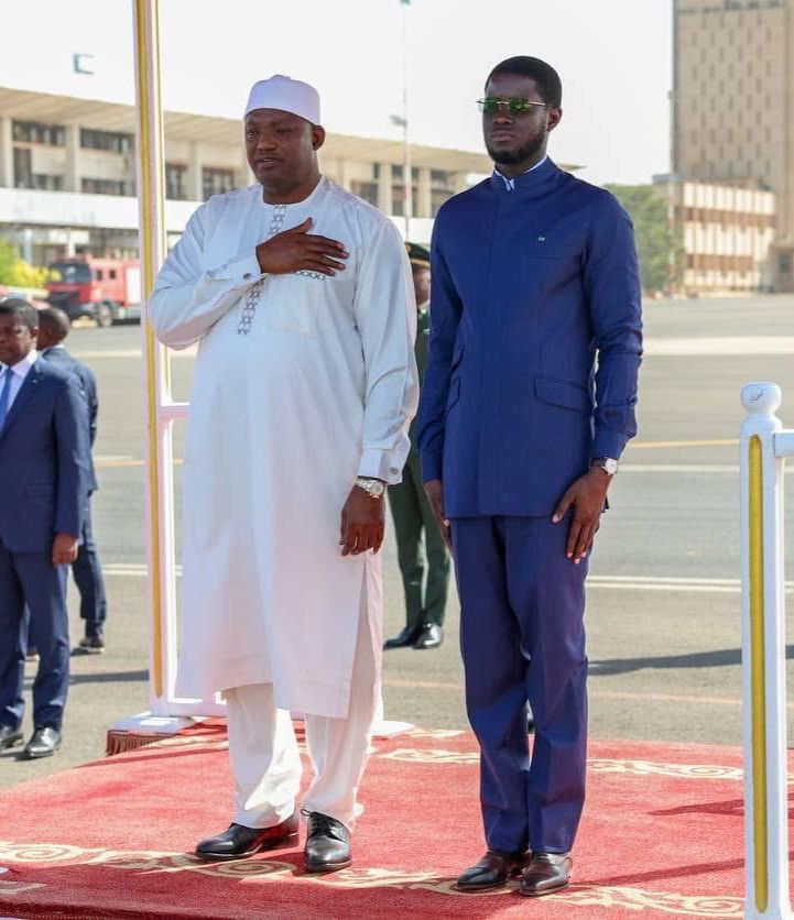 À Thiaroye, le Président gambien Adama Barrow rappelle la mémoire partagée des tirailleurs africains