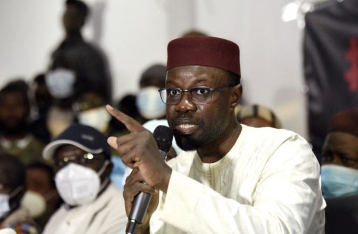 Vie privée et débat sociétal : Ousmane Sonko hausse le ton à l’Assemblée