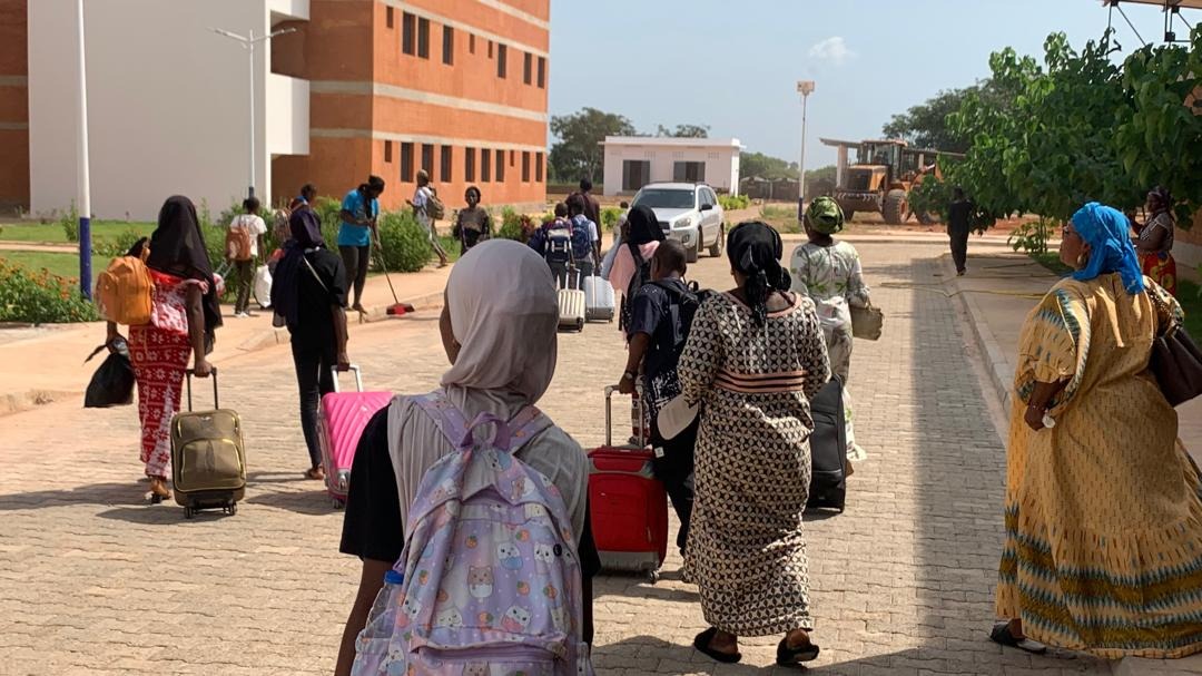 Éducation : Les enseignants et encadreurs des LYNAQE bénéficient désormais d’indemnités et de primes spéciales