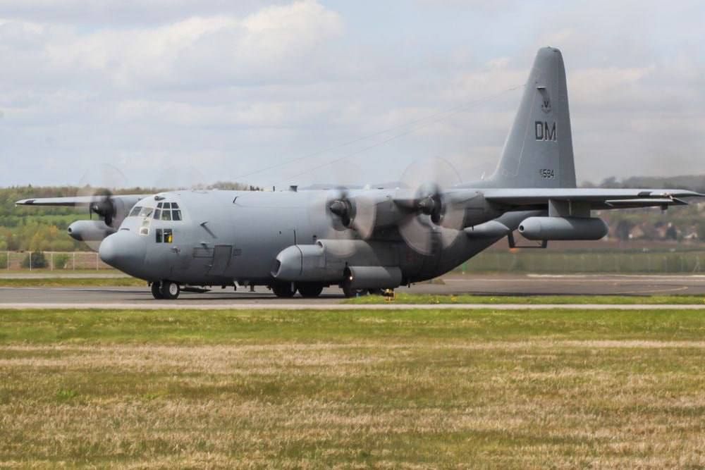 Des avions américains détruits lors d’une opération de sauvetage