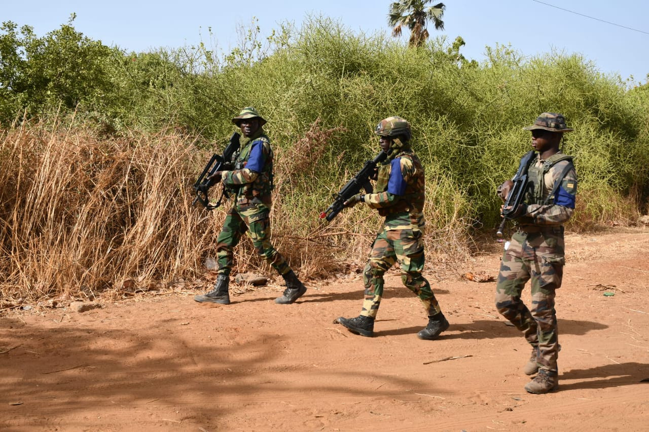MANŒUVRE « SINE 2026 » : L’ÉCOLE D’APPLICATION ET DE PERFECTIONNEMENT INTERARMES LANCE UN EXERCICE DE FORMATION INTERARMES