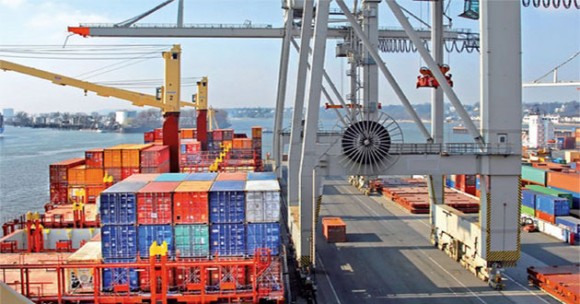 Commerce extérieur : le Sénégal renverse la tendance et affiche un excédent record en mars 2026